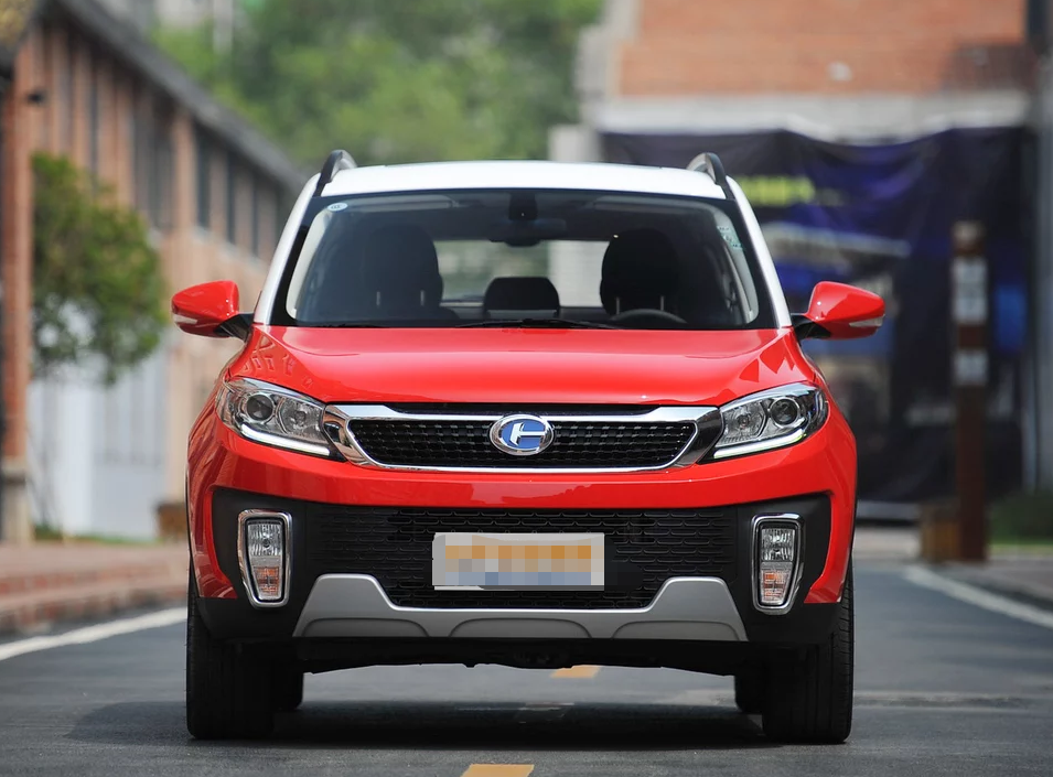 昌河q35的品析,充斥着很多现代元素,给人一种很舒服的感觉