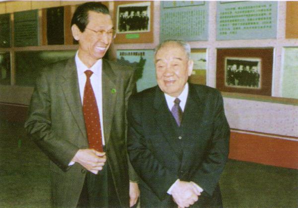 开国上将乌兰夫长子布赫逝世一周年后,老友撰长文深情悼念