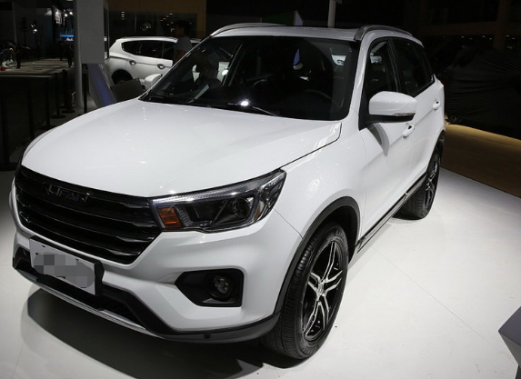 它是颜值担当,2018力帆x70,优雅大气,越看越让人心动!