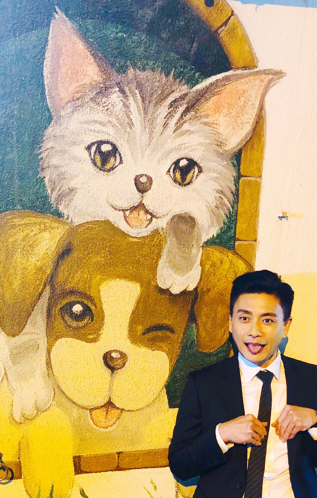 黄宗泽菠萝头,长得帅的人什么发型都好看