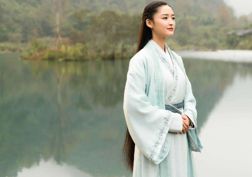 娱乐新鲜事#康可人所饰演的《将夜》中三师姐余帘的角色.