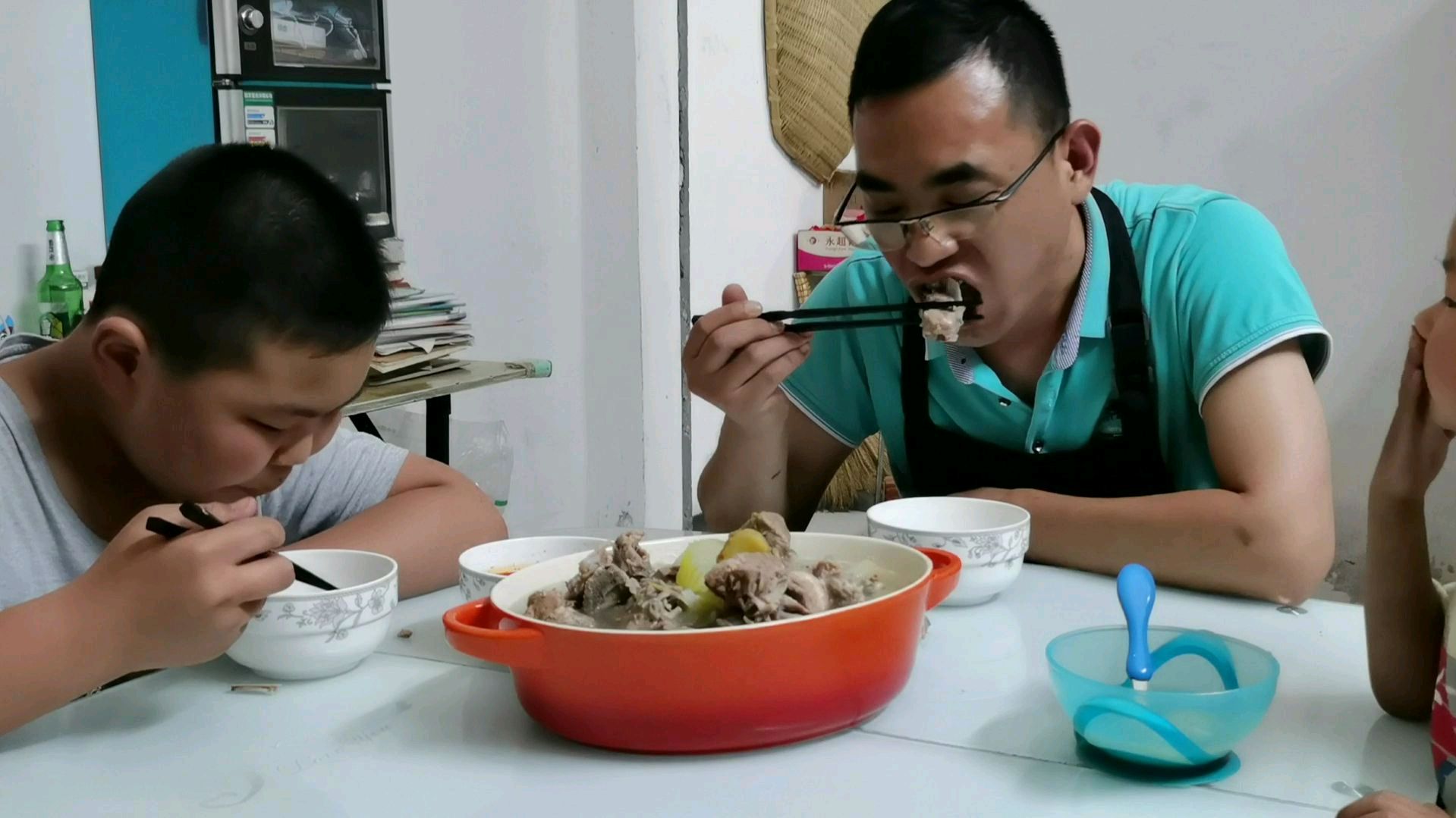4斤骨头2块钱的冬瓜,炖一锅消暑汤,大口吃肉大碗喝汤