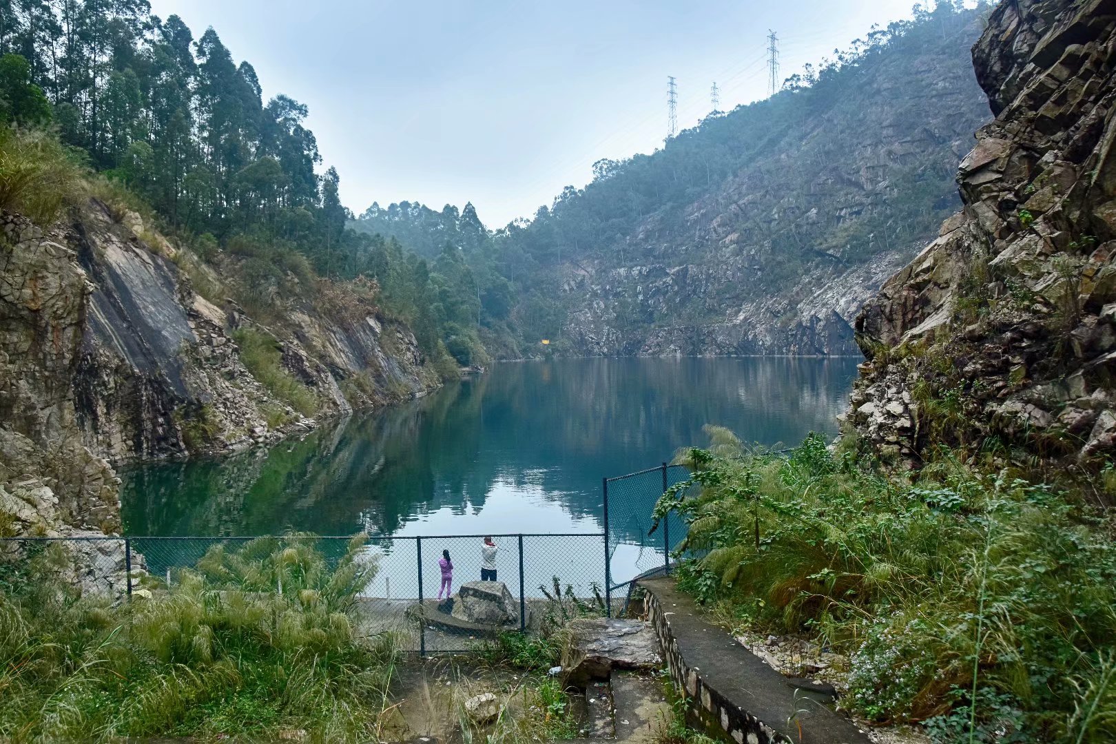 广州最后一处秘境 六片山天池 邂逅广州的九寨沟