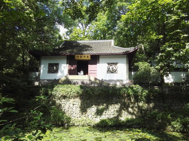 大慈山定慧禅寺内有座虎跑公园,你知道吗?