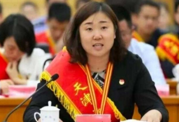 女排奥运冠军张娜近况:被调侃胖成土豆,魏秋月晒合影数她最瞩目