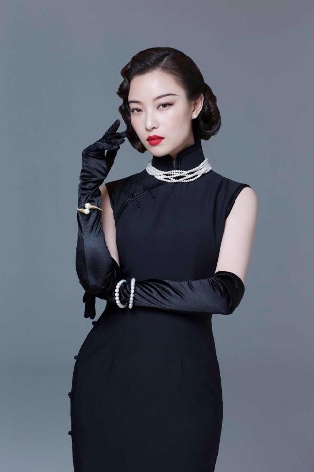 迪丽热巴,唐嫣,倪妮众多女明星旗袍pk秀,谁的旗袍惊艳了时光!