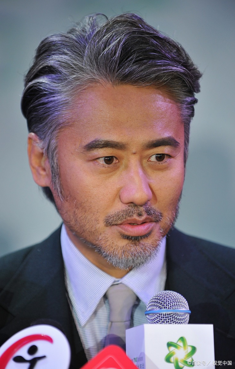 艺人吴秀波深夜发文,称自己.@独语斜阳话生活的动态