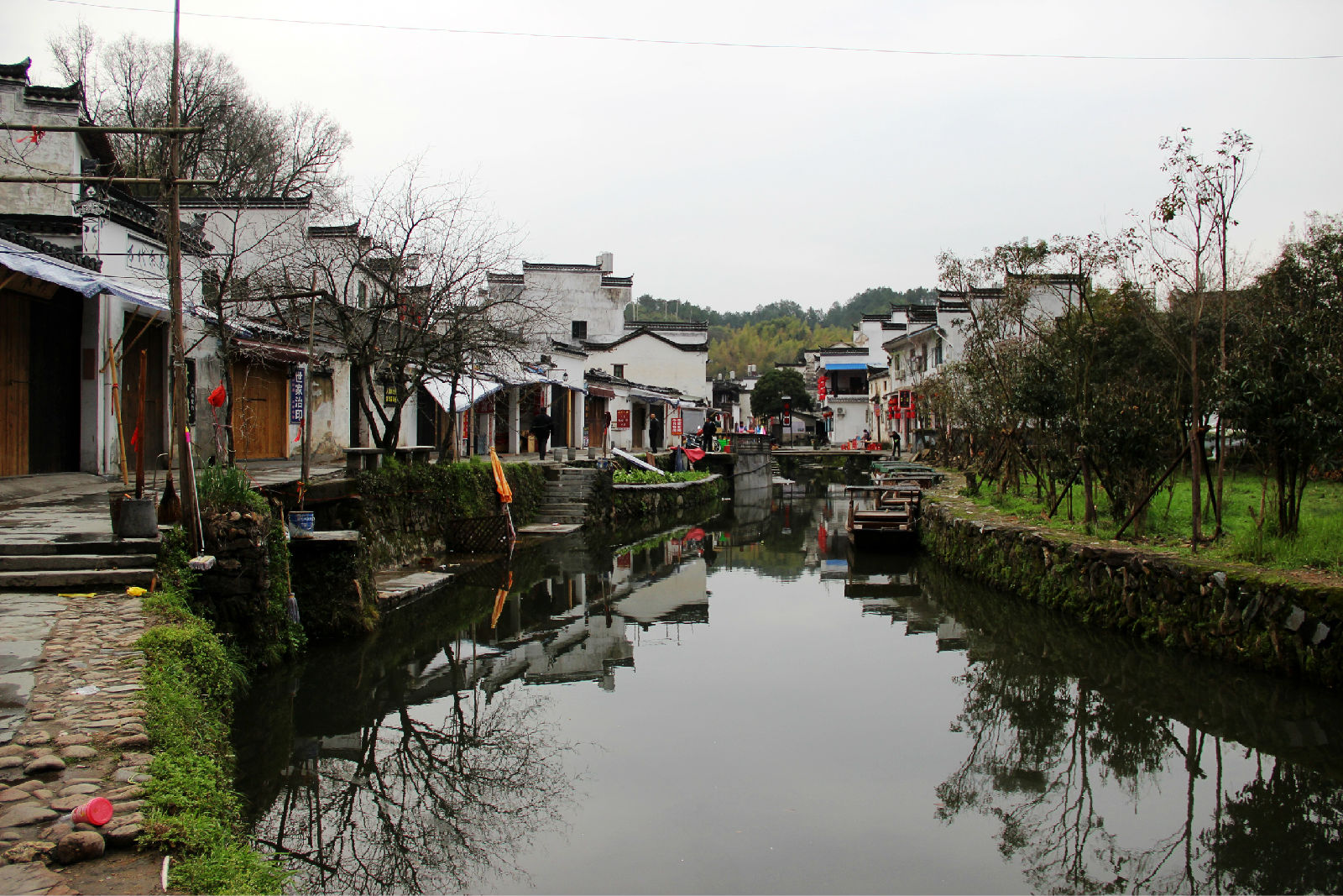 除了上饶李坑,哈尔滨太阳岛风景区,薄雾蒙蒙的旅游景点还有这些呢