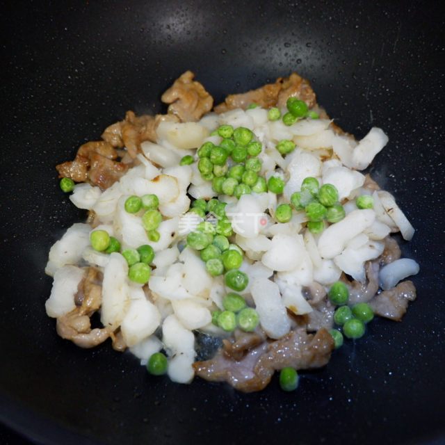 马蹄炒肉片,春季养生菜