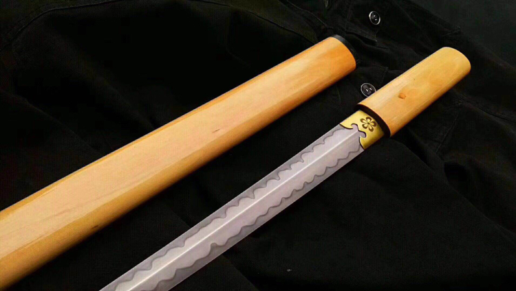 新款:双刃海浪短刀