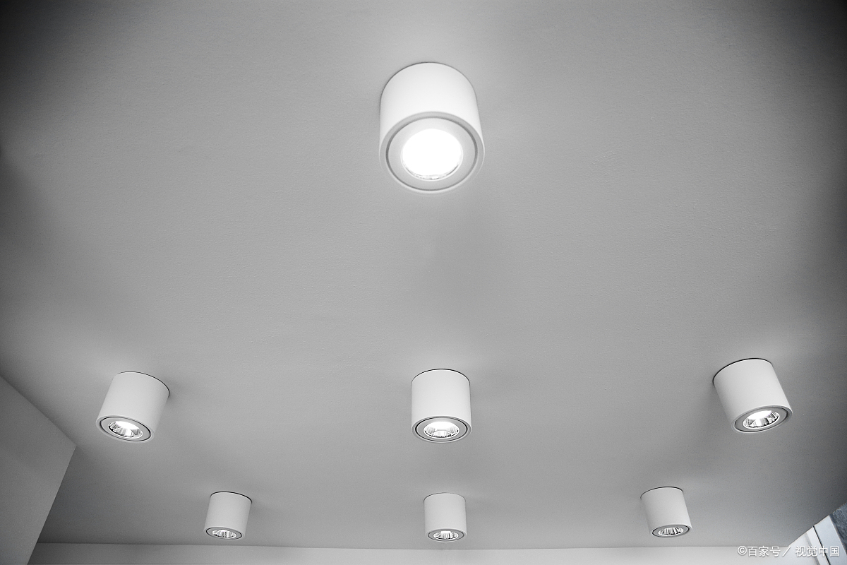 声控灯一直亮的原因及解决方法