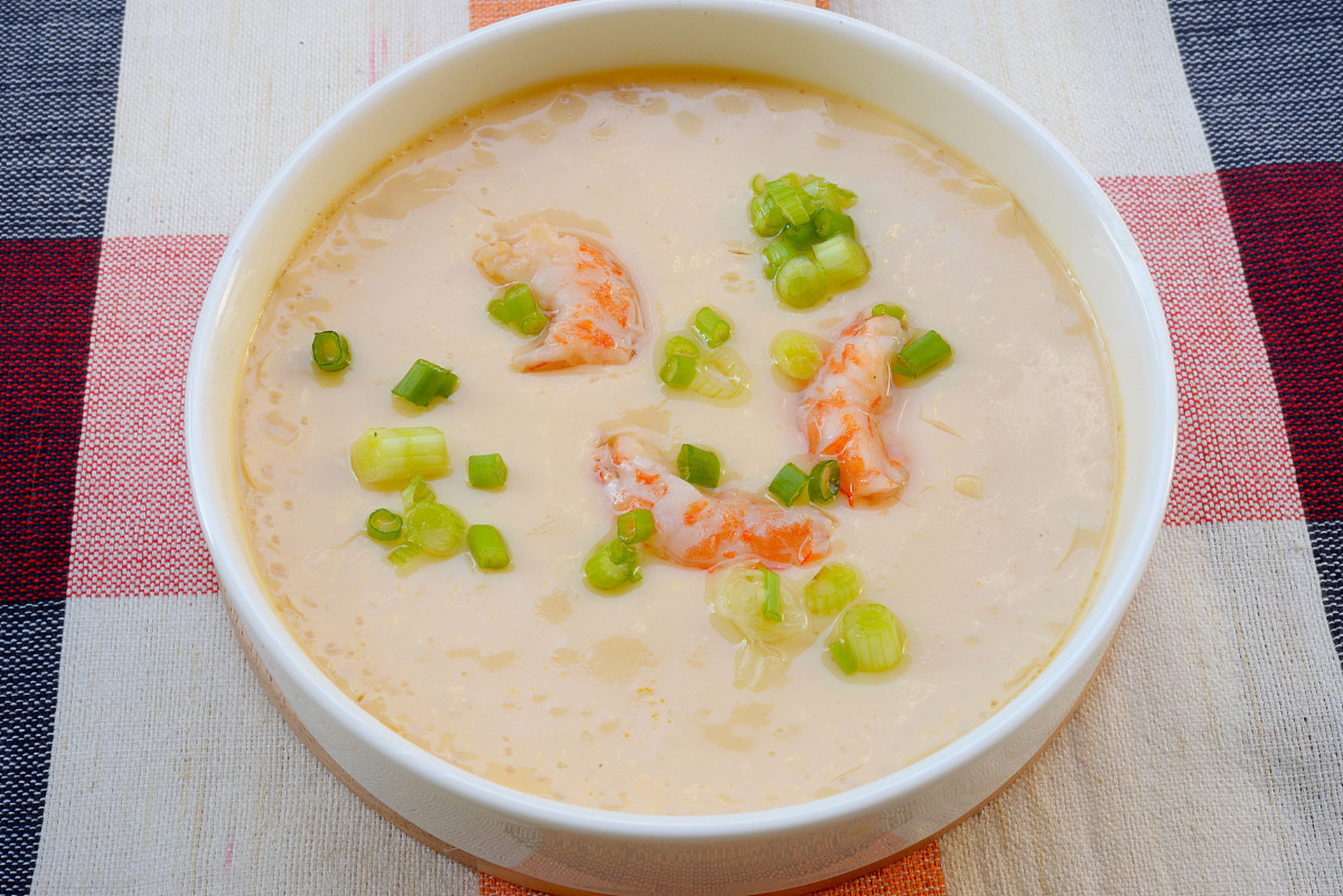 美食菜肴分享,鲜虾鸡蛋羹.