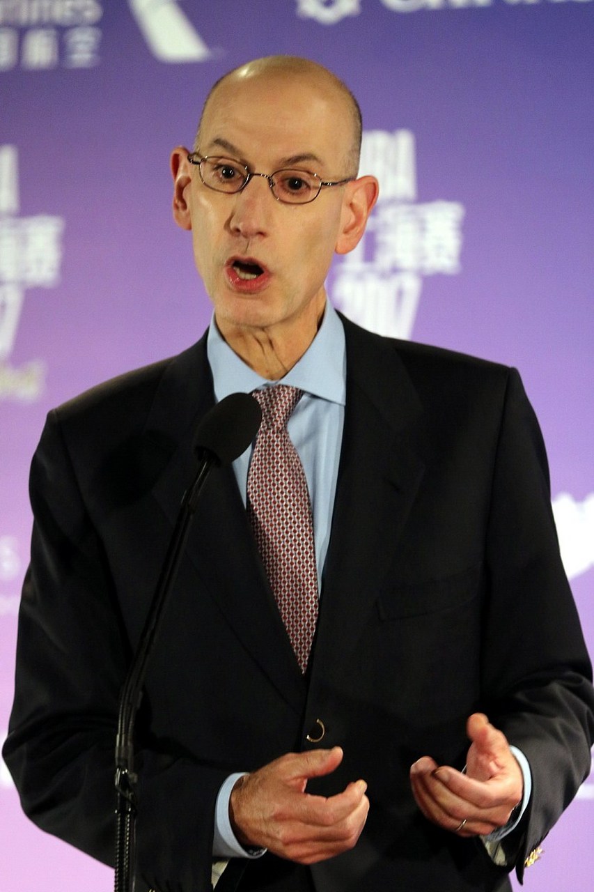 肖华宣布了一个超级酷的改革政策,就像加时赛一样刺激!