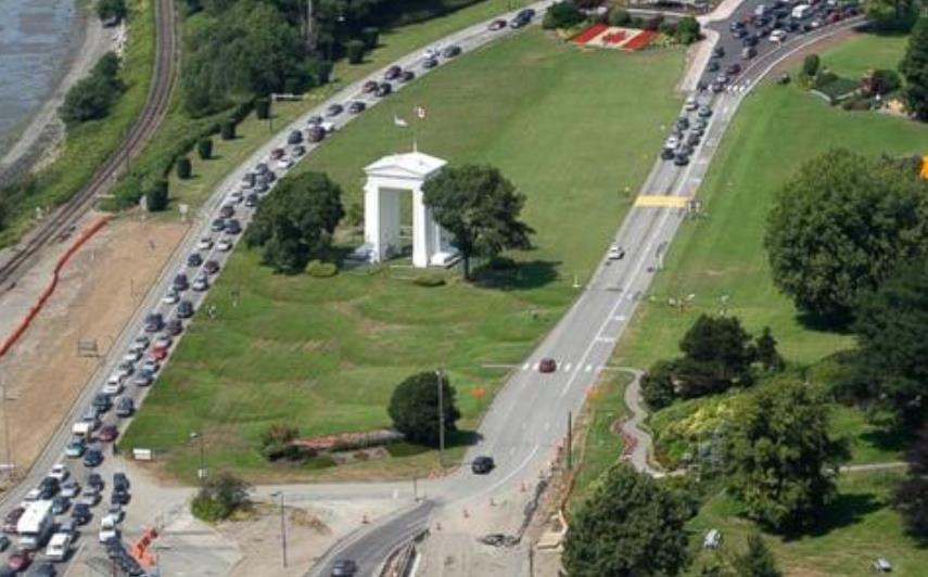 不设防的美加边境,全长8000多公里,加拿大人能随便进入美国?