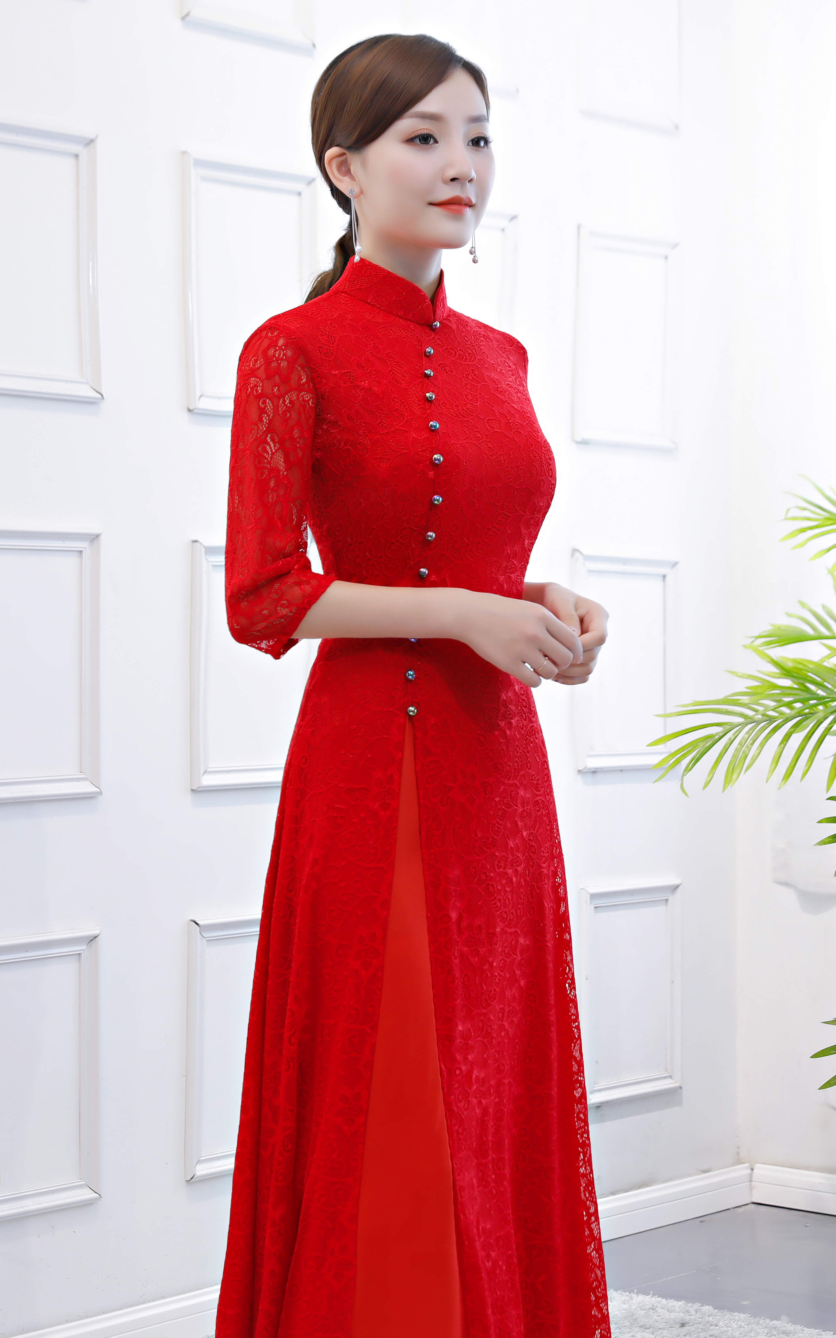 蕾丝镂空旗袍裙,优雅秀气,你喜欢这种类型吗?