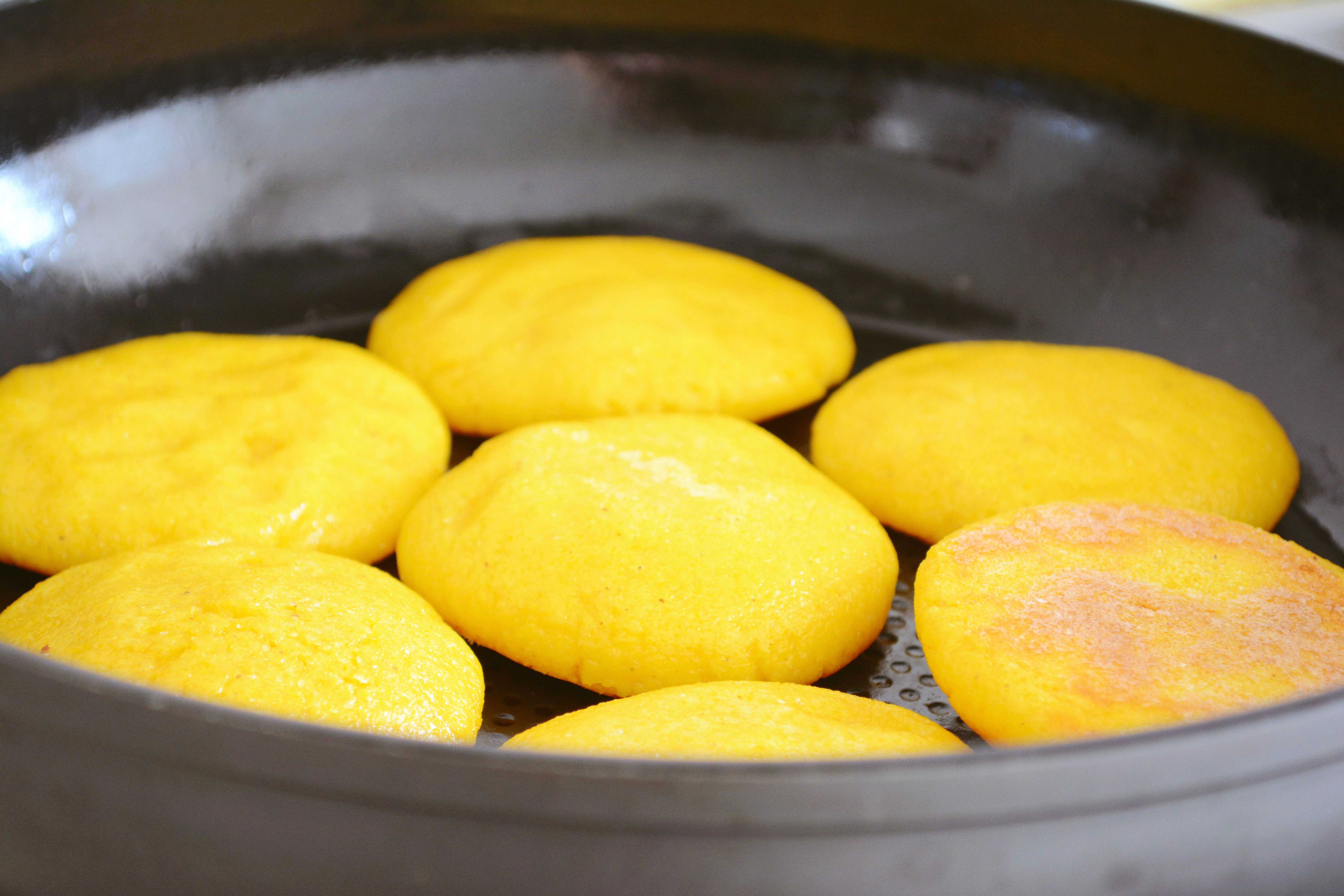 懒人也能做"贴饼子",面不沾手,粗粮健康又养胃,还不赶快收着