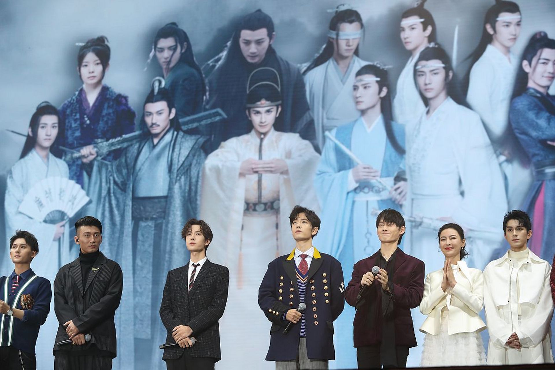 电视剧《陈情令》中金光瑶的扮演者朱赞锦,他的现代装,颜值也很高!