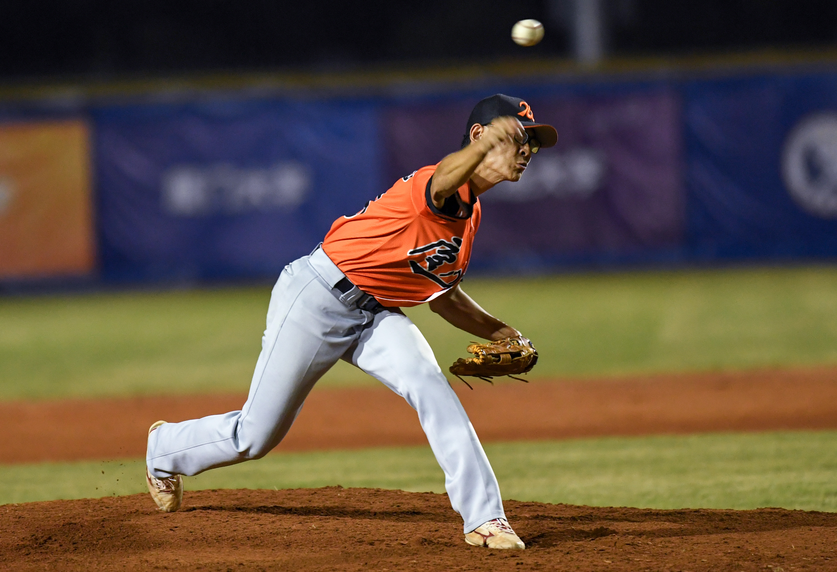 棒球——海峡两岸学生联赛总决赛:厦门大学不敌万能科技大学