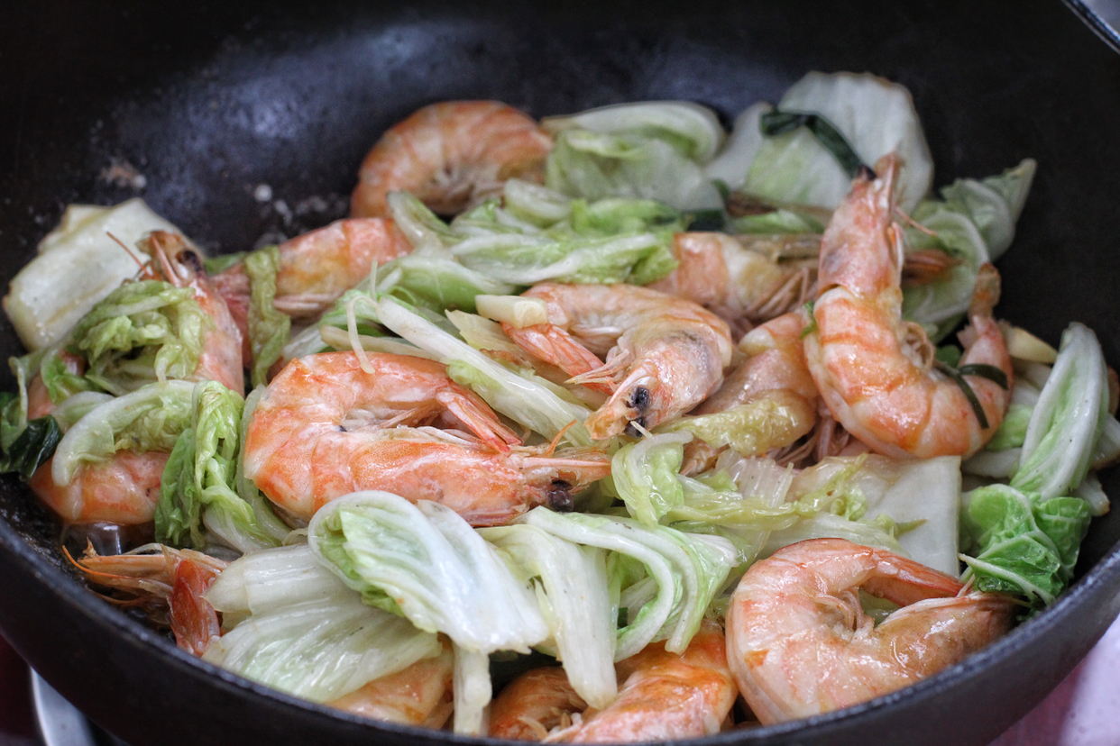 吃百菜不如吃白菜,加大虾一起炒,清香中透着鲜美,营养高味道好