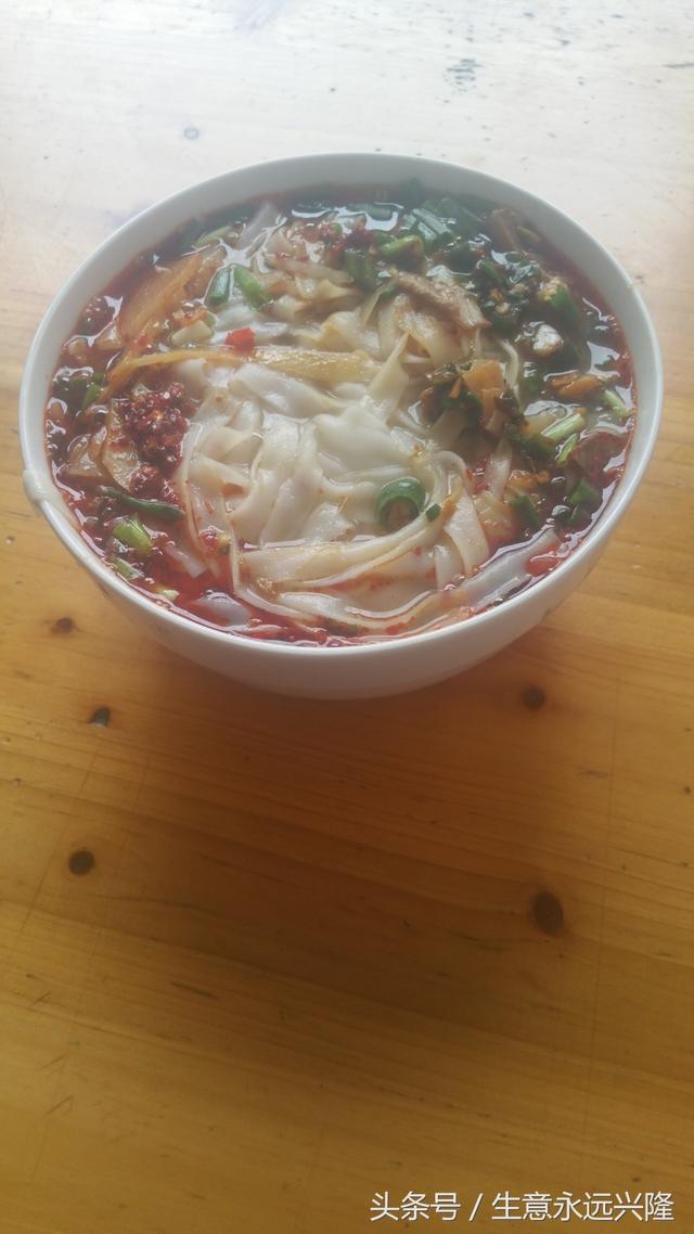 喂哟!贵州黔东南苗族的鲜河粉真好吃啊!
