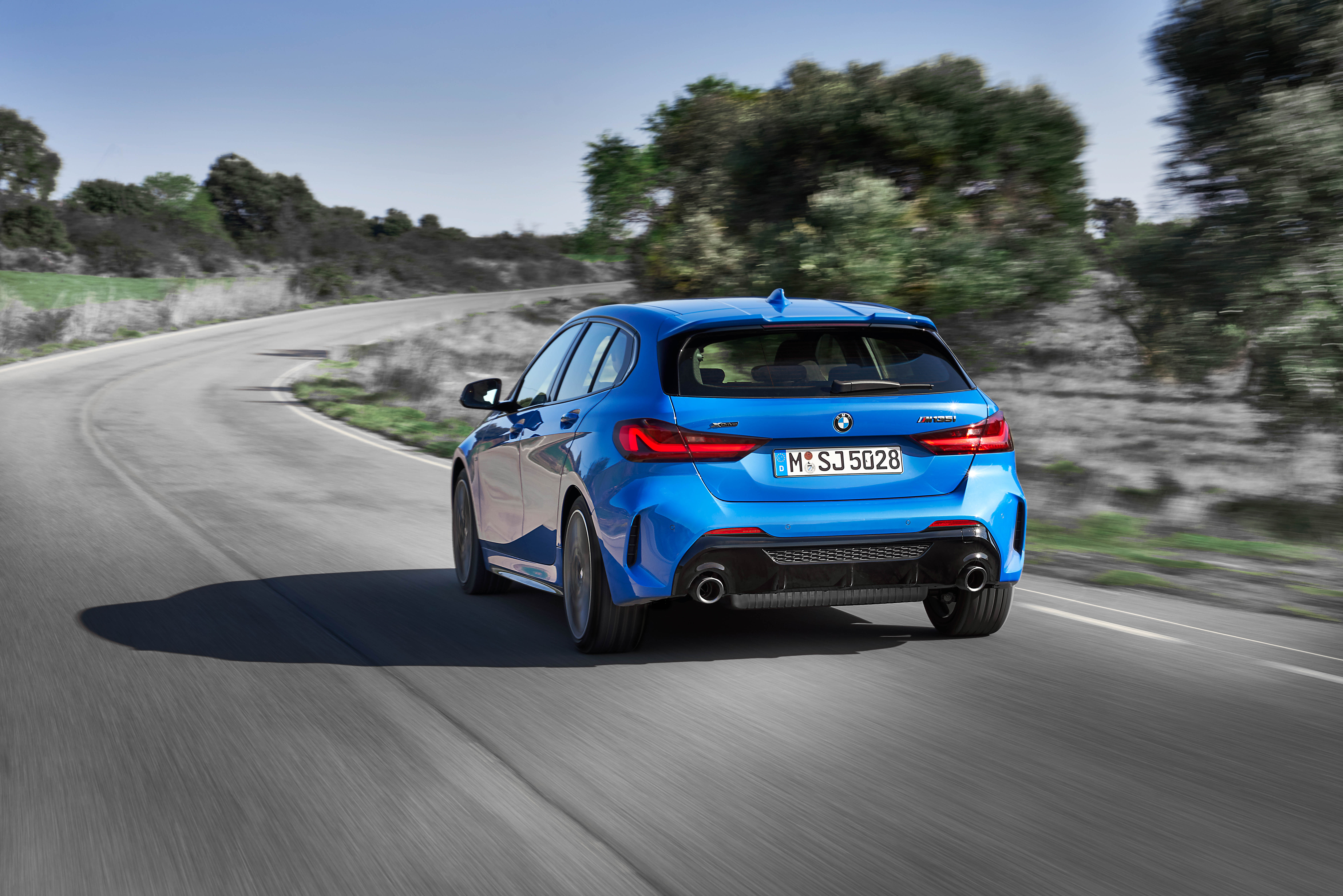 为了与梅赛德斯amg分庭抗礼,宝马近期计划扩大m系车型