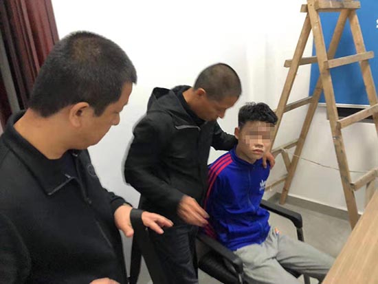 17岁少年盗窃手机引发思考