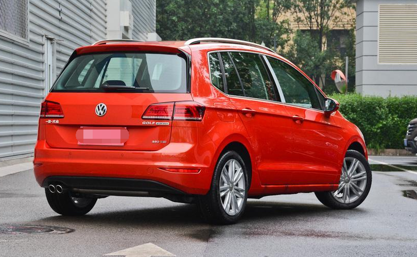 高尔夫·嘉旅,设计简洁得体,很不错的车型选择,外观比较潮流!