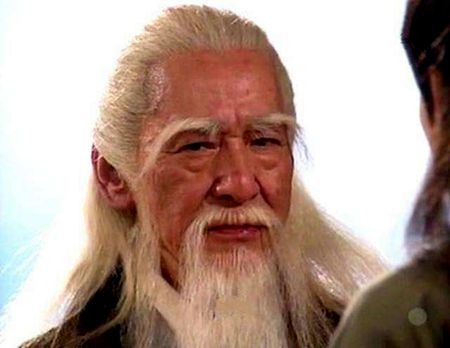 风清扬到死不会料到,苦练几十年独孤九剑,居然一开始就练错了