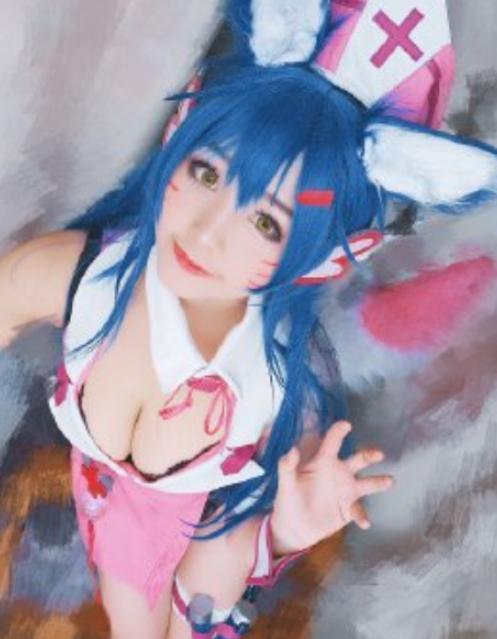 cos英雄联盟阿狸 有胸有气场的女神三刀刀miido