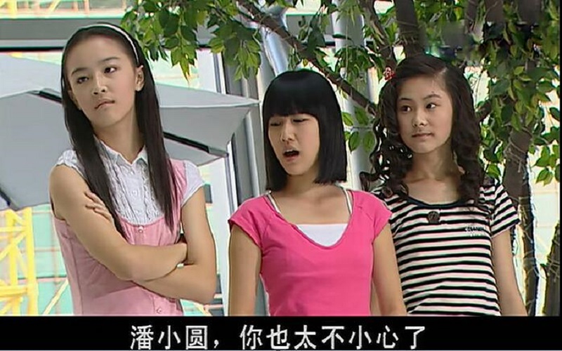 巴啦啦小魔仙:严莉莉妒忌美琪美雪,是被自己的好闺蜜带动情绪了