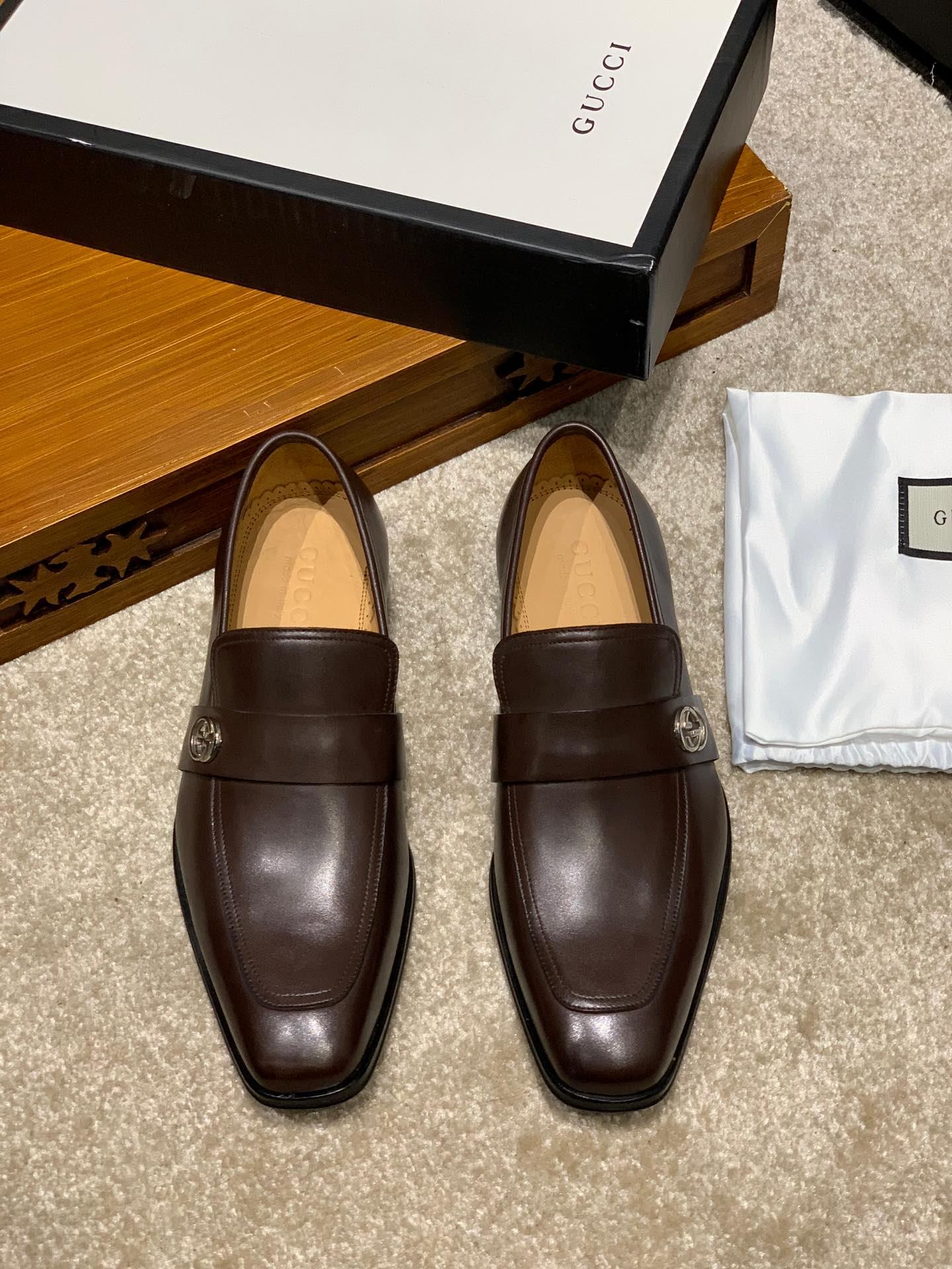 巴宝莉官方香水包鞋档次属于奢侈品么