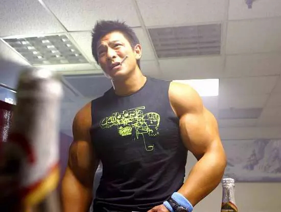 老电影推荐第四期:《大块头有大智慧》,一个能看到因果的大只佬