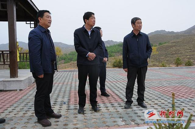 孔保宝在繁峙县横涧乡桥儿沟村调研