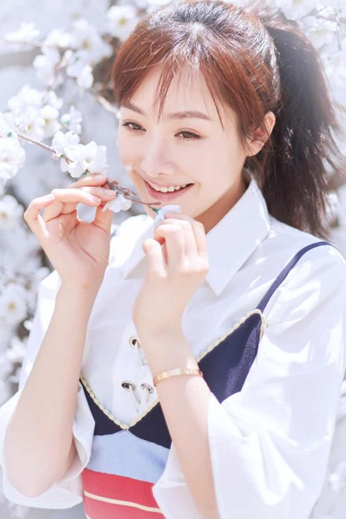 黄玥程《为了你》热播 乖巧可爱演绎青涩毕业生