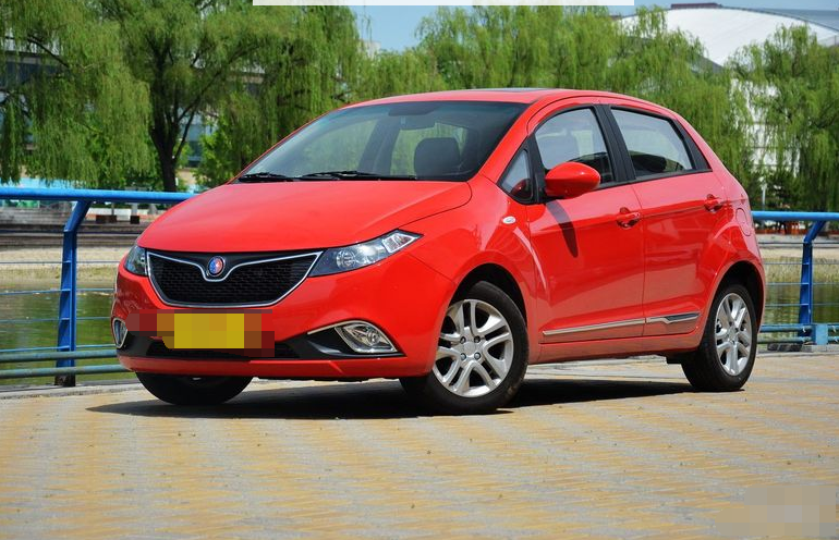 吉利英伦c5两厢的赏析,有很多现代元素,给人一种很舒服的感觉