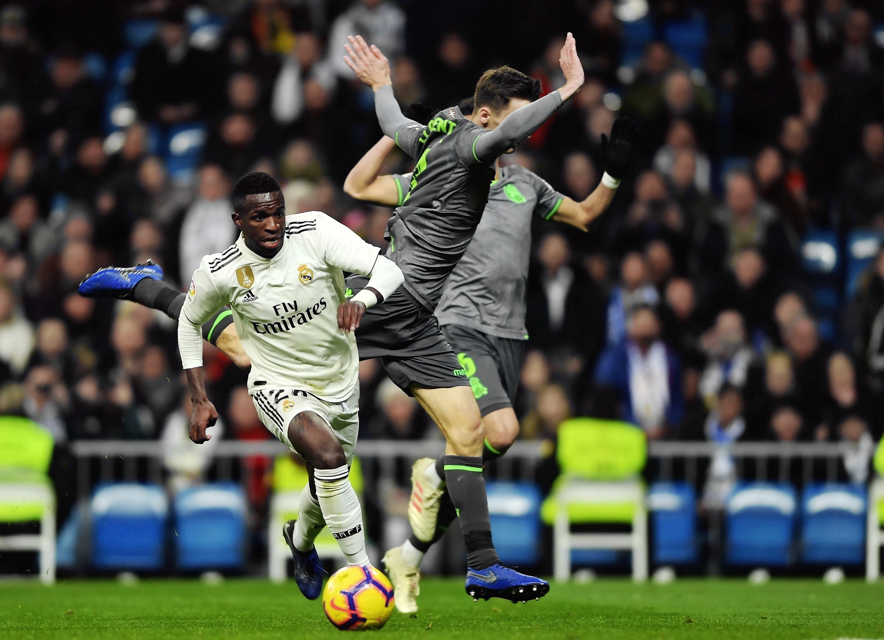 足球——西甲:皇家马德里不敌皇家社会