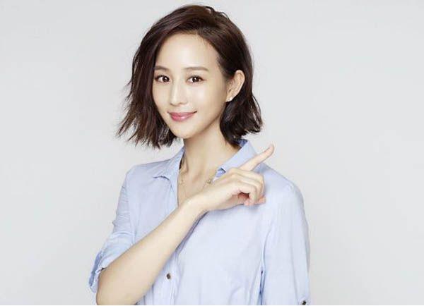 她是赵又廷的前女友,跟他同居七年被抛弃,网友:怎么下得去手
