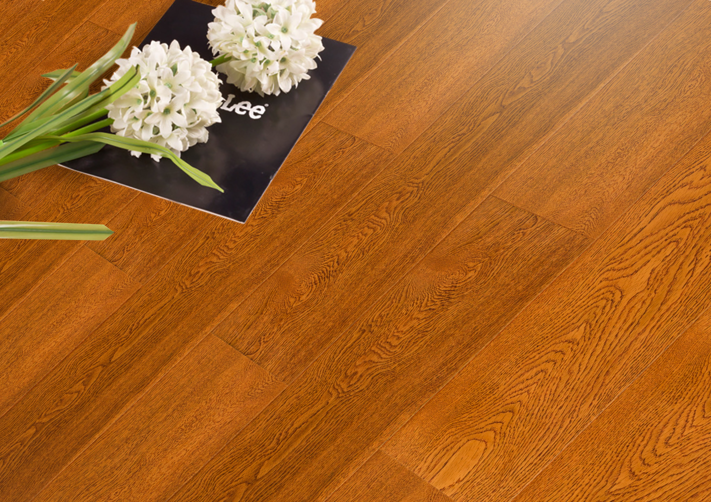 为防地板裂缝太大,业主在享受温暖的同时,应适当增加室内空气湿度