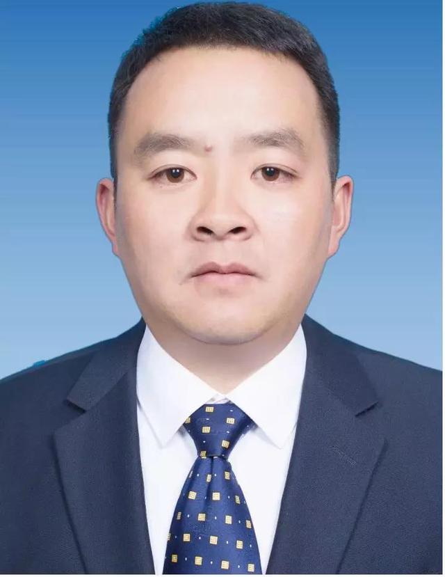 丽江发布市管干部任前公示公告