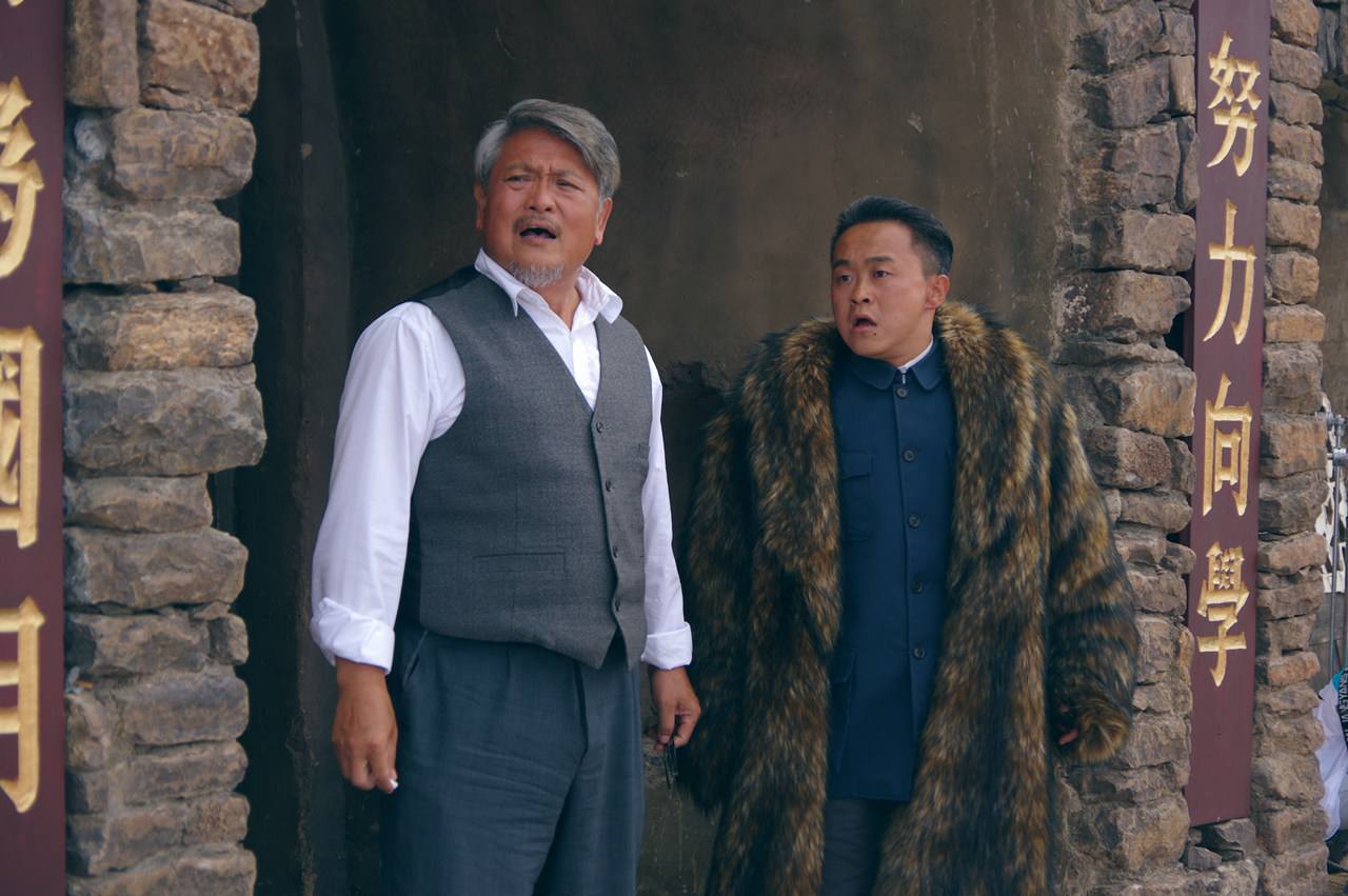 《驴得水》影评,用黑色幽默表现人性的弱点及人原始的动物性本能