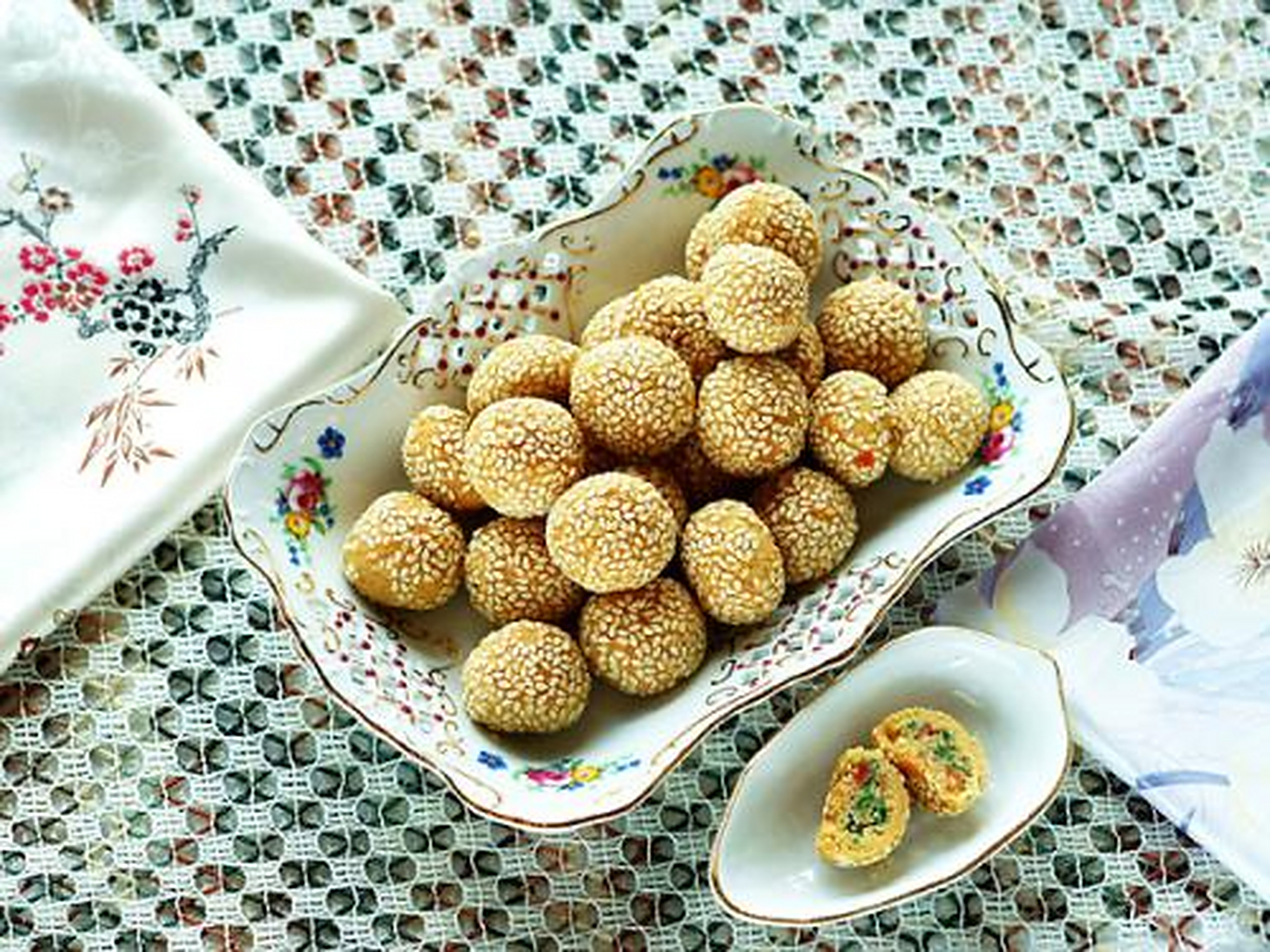 惠山油酥,原名"重油烧饼",无锡著名特产.