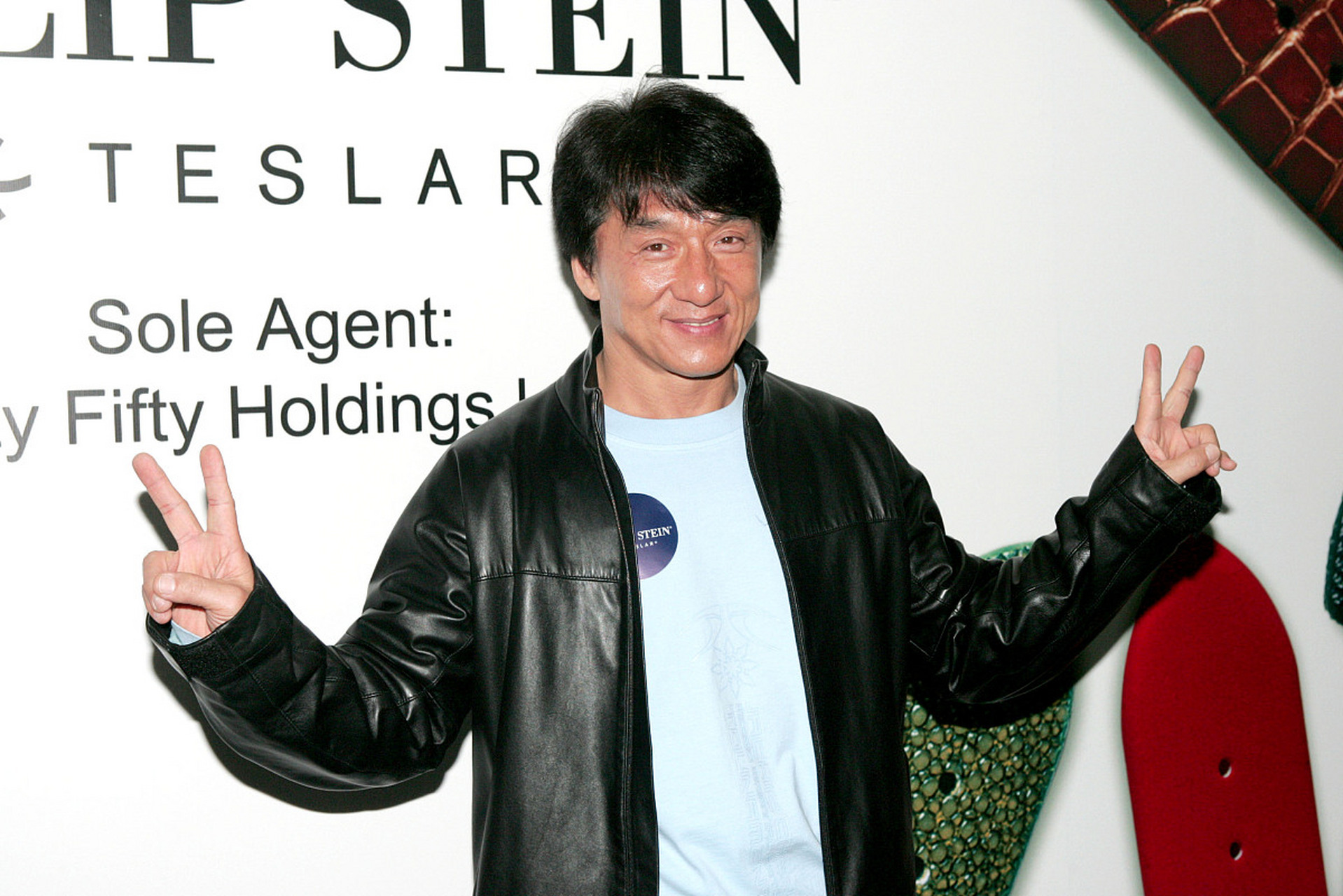 动态连更挑战# 说起成龙大哥,他的人缘儿那可是真的好到没朋友啊!