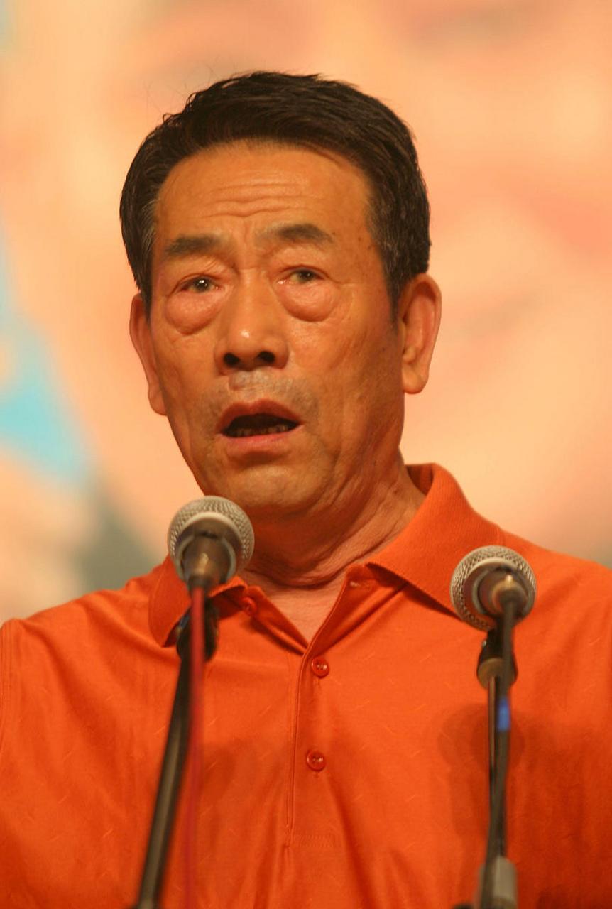 7月12日,91岁的著名相声演员杨少华在个人社交平台上,晒出一条生病住