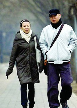52岁郭冬临年年换"老婆",老婆不是牛莉,不是张凯丽,她是谁?