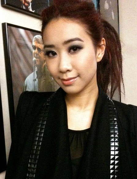 余文乐前女友宣布怀二胎,儿子仅十个月就再怀二胎,恭喜!