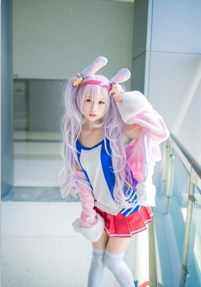 白嫩少女cos秀,软萌兔耳朵惹人爱,白丝福利双手奉上