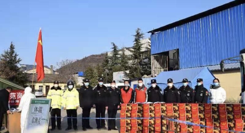 抗击疫情 宝鸡仝刚青少年关爱中心向一线工作人员捐赠2万余元物资