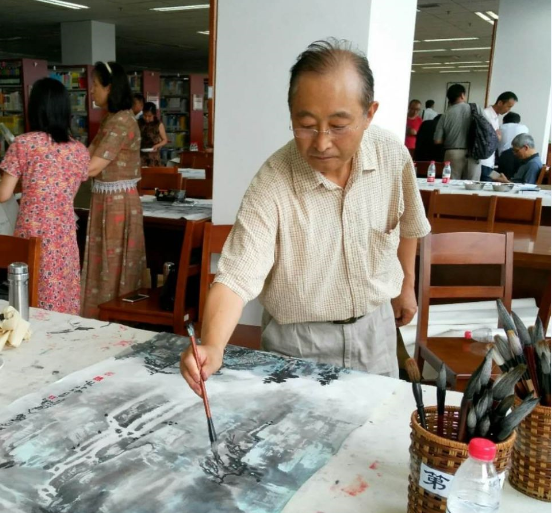 画家吴运鸿:墨润石含雨,毫枯松带烟