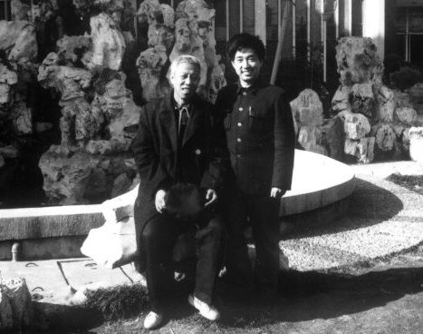 陈照丕最得意弟子:居庙宇弃江湖,拖鞋夹克傍身成最邋遢隐士高人