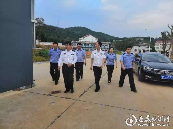 省公安厅监管总队到涟源市公安局督导工作